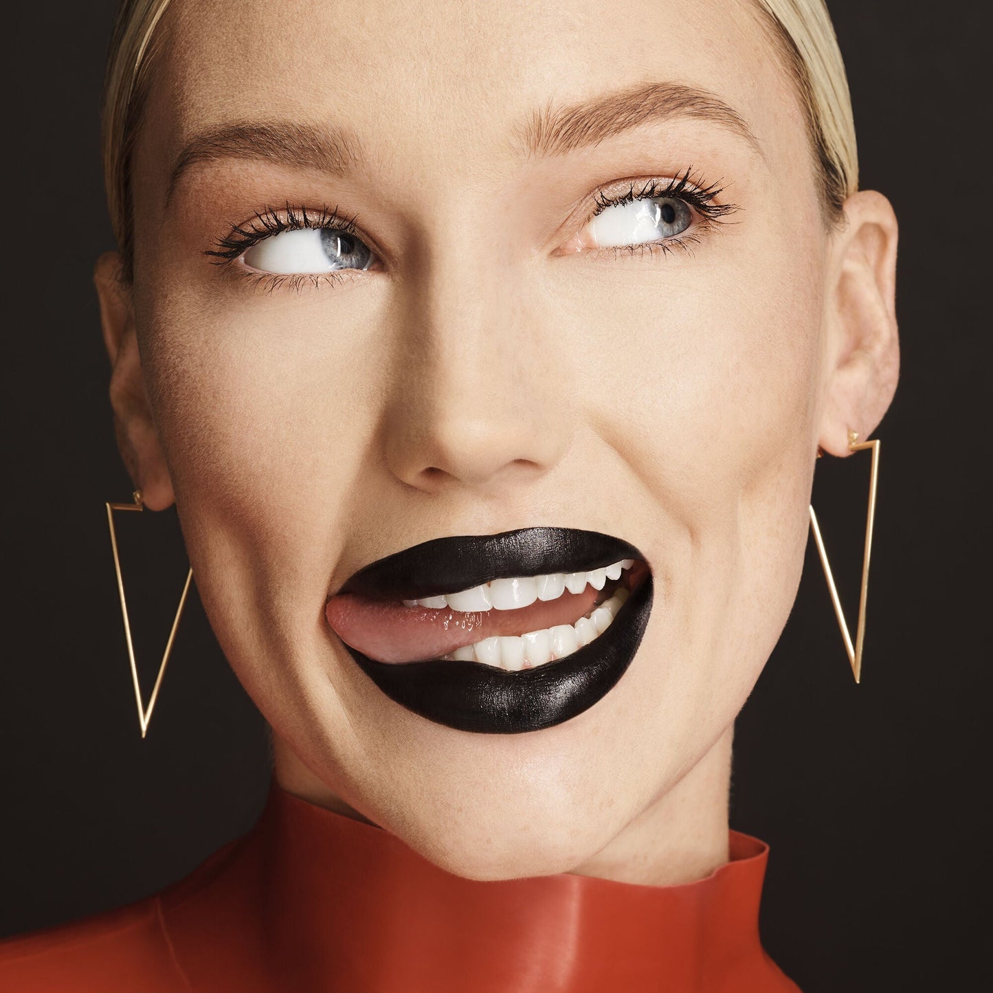 o-face-satin-lipstick-j1 071222_MD_Look4_0124_FINAL_RGB_IGF.jpg