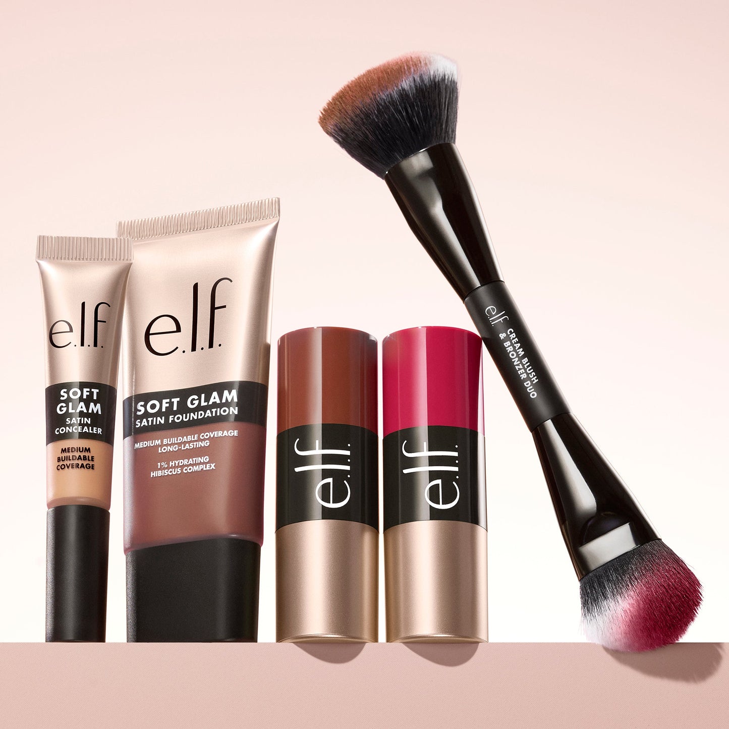 soft-glam-cream-bronzer-v2 100225_SoftGlam_Family_0599_MAIN_CLEAN_FOCUS_01_w3QC_RGB_f3dcb263-f98f-4d5c-ab4c-e8d60f7f76c9.jpg