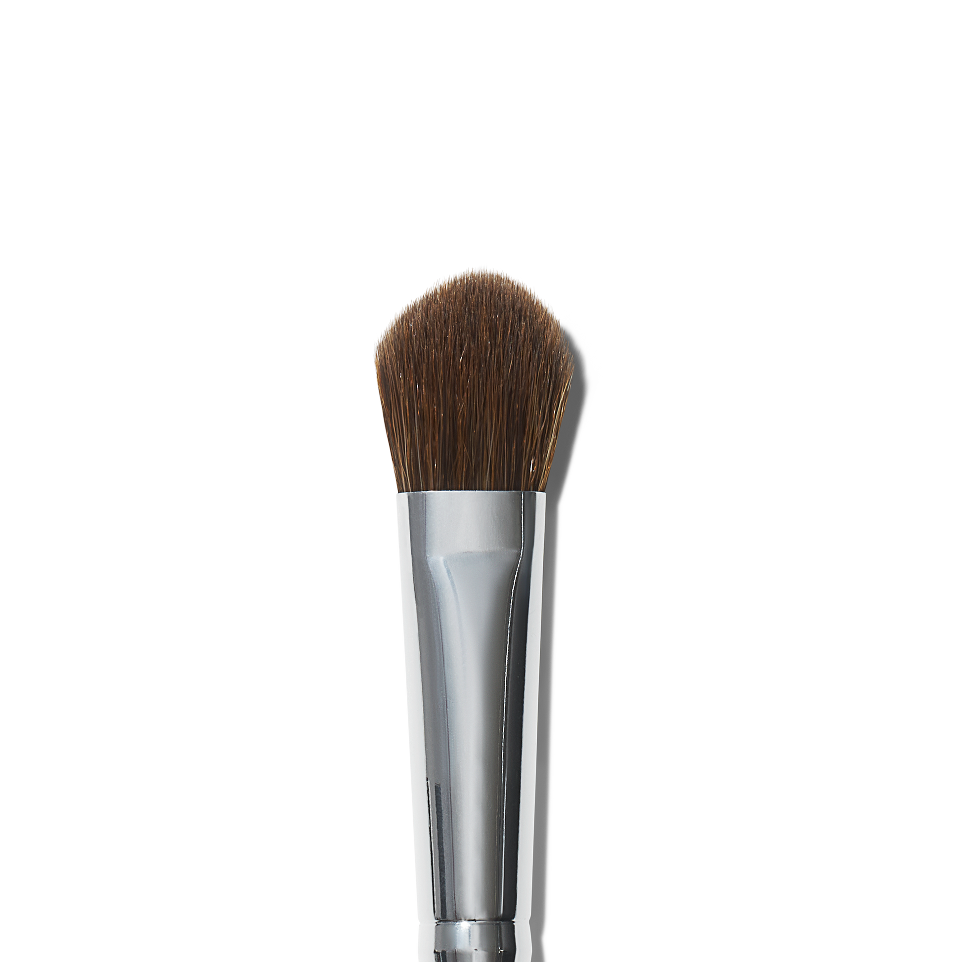 wide-tapered-eyeshadow-brush-d3 21994_MACRO_R.png