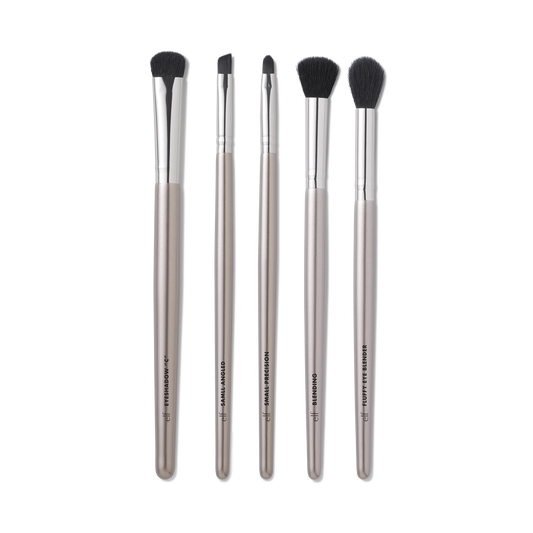 smoky-eye-brush-kit-w4 82021_Open_R.png