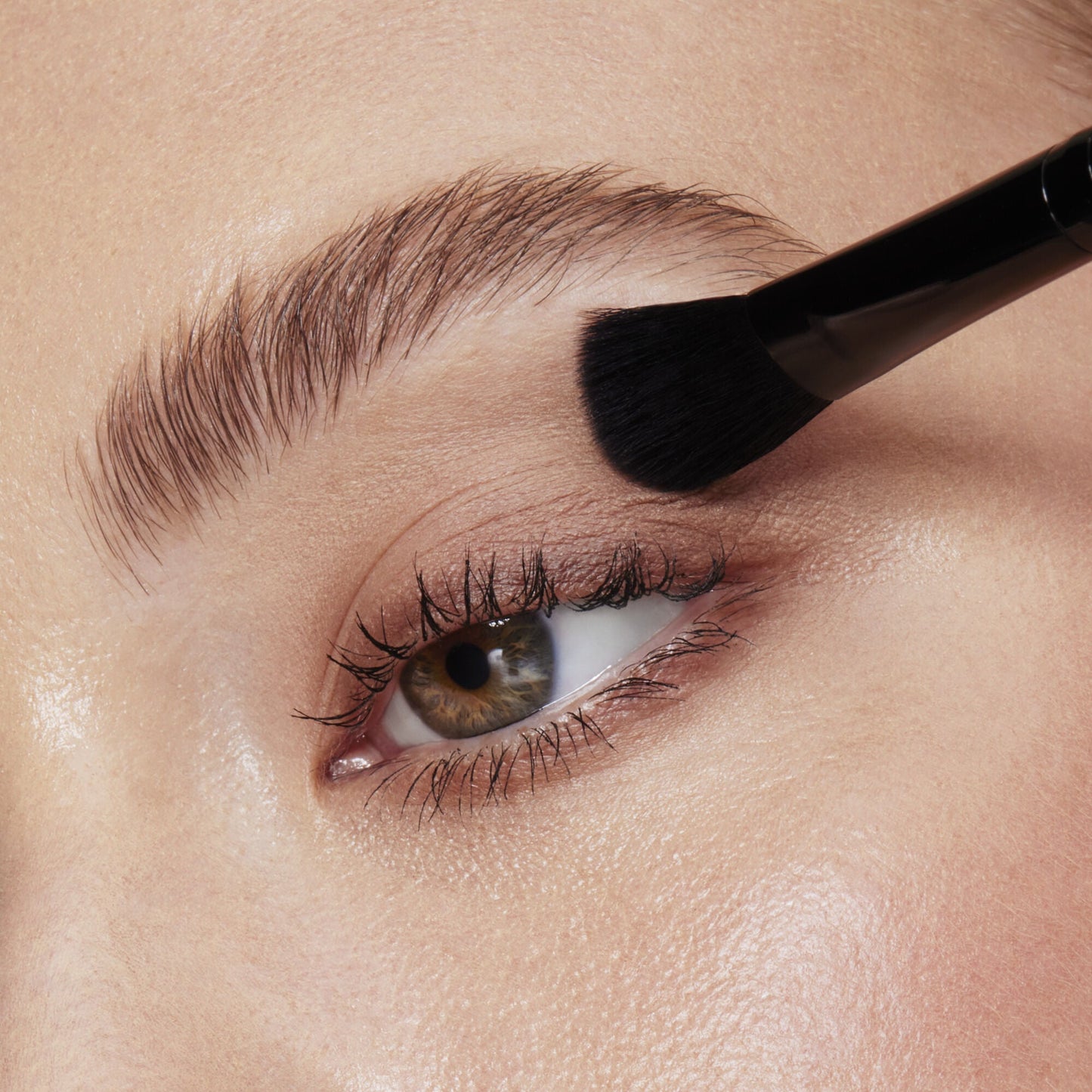 full-face-and-eye-makeup-brush-set-with-travel-case-u0 84674_FULL_FACE_EYE_BRUSH_SET_BLENDING_EYE_BRUSH_CARI_0137.jpg