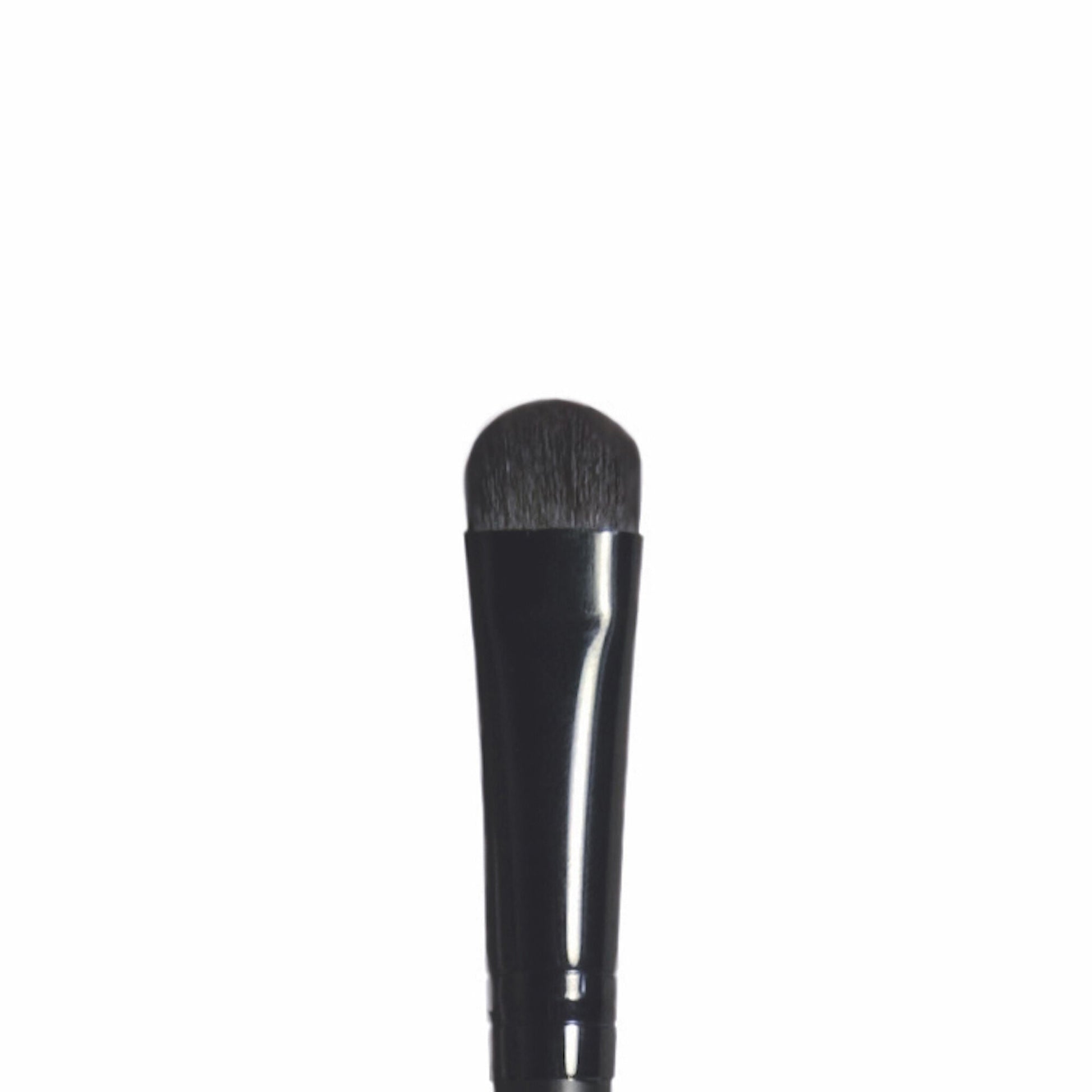 eyeshadow-c-brush-p1 BREYE_84008_Macro_C.jpg